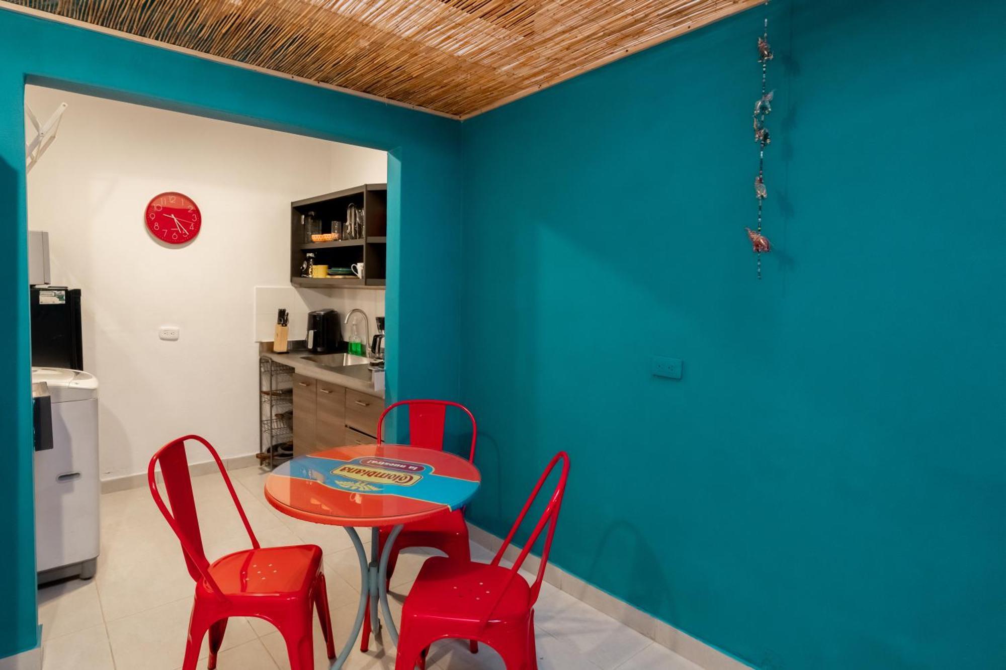 Loft In The Heart Of Laureles * Medellín